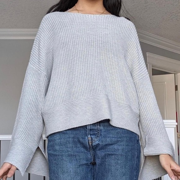 Oak+Fort Sweater - Picture 1 of 4